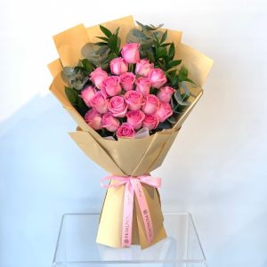 Lovely Pink Roses Bouquet