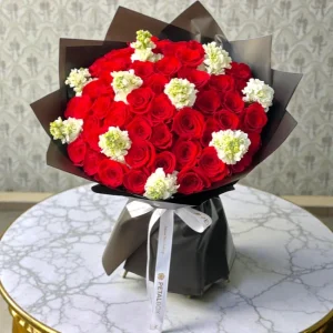 Roses & Matthiola Flower Bouquet